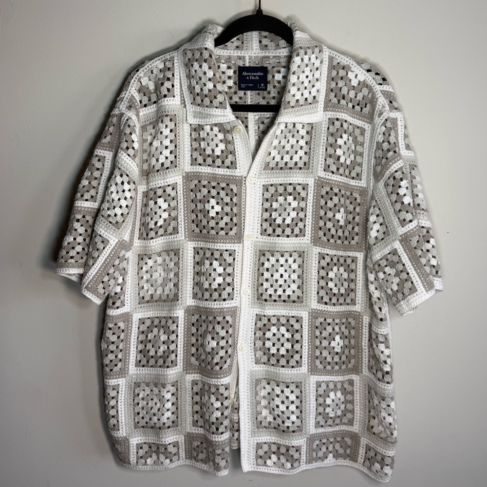 Abercrombie and Fitch Granny Square Crochet S/S